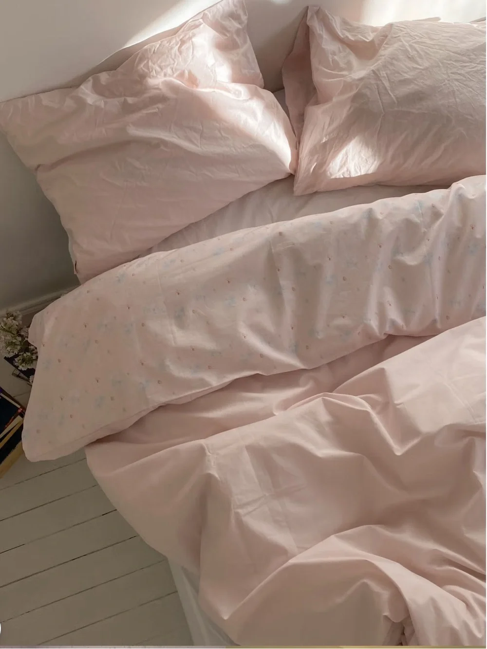 Djerf Avenue Summer Island Duvet + Set of 2 Pillowcases